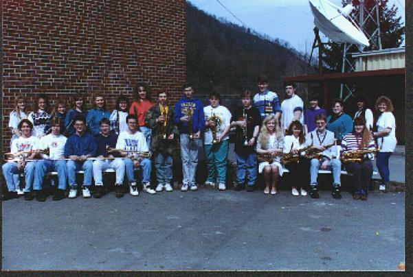 92-93 band